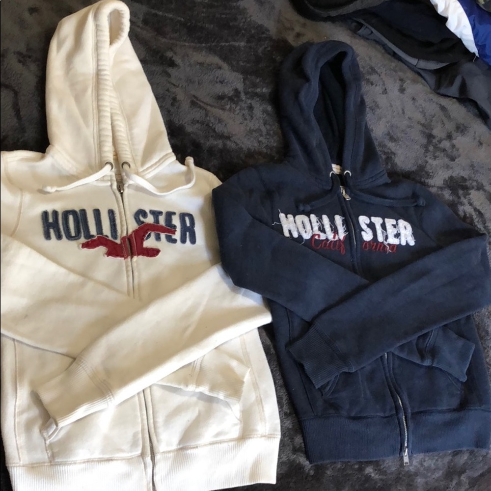 Set of 2 Hollister Hoodies w/double zippers EUC S